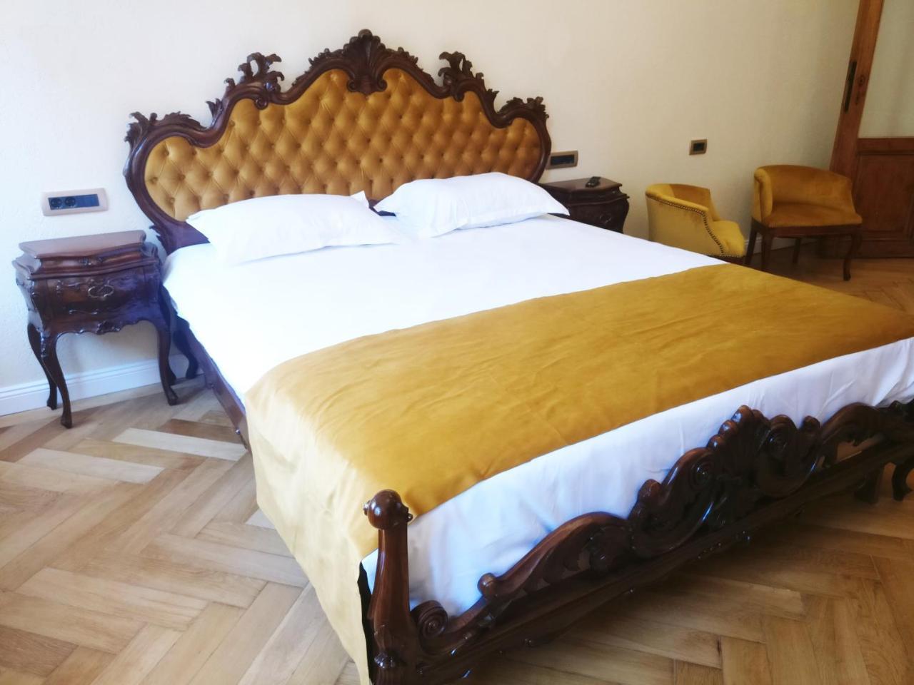 Zur Krone Sibiu Esterno foto