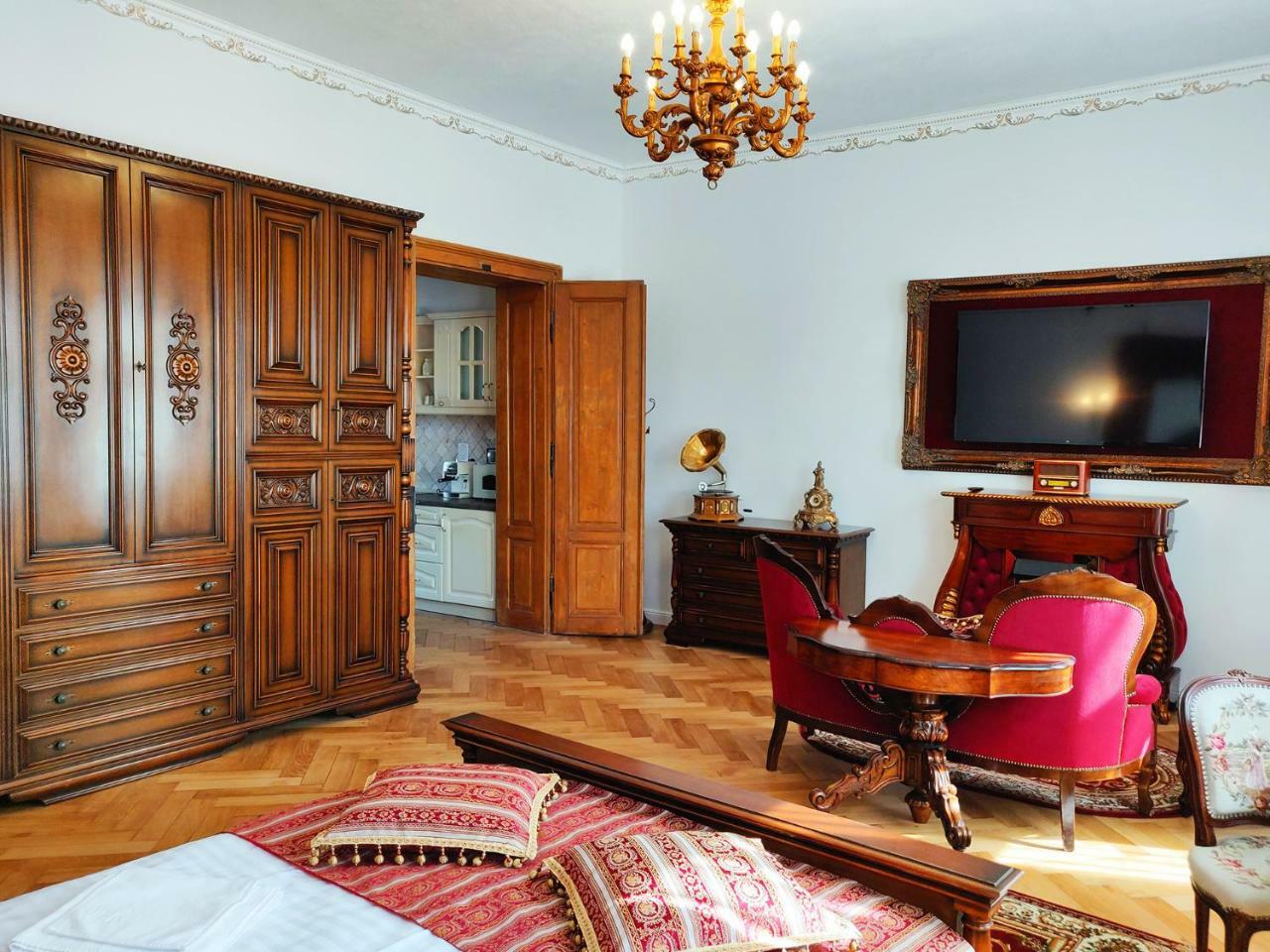 Zur Krone Sibiu Esterno foto